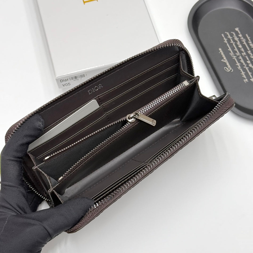 【ディオール】新作★ロゴの長財布☆ロングジップウォレット2色