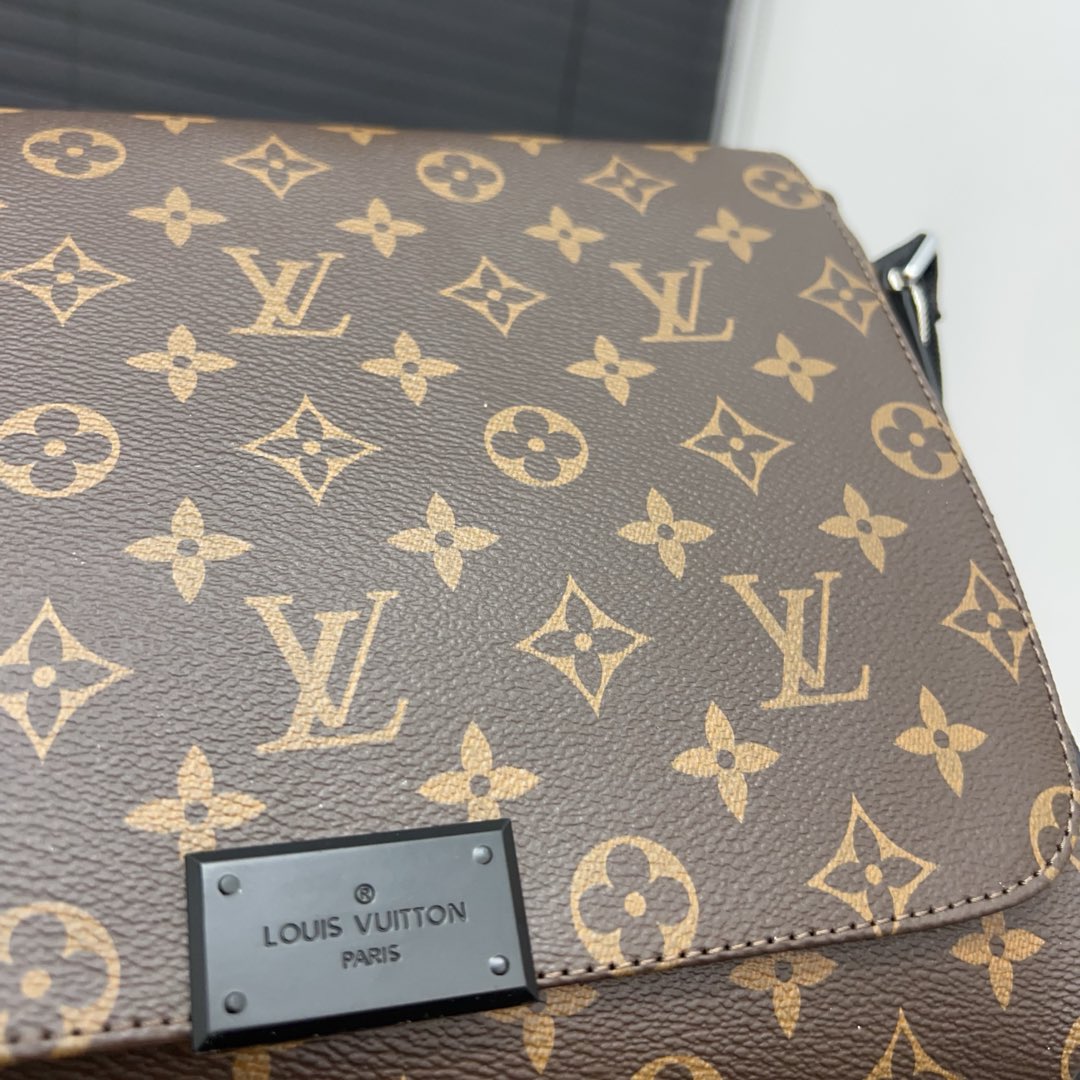 【ルイヴィトン】☆プリントフラップ|クラシックでどんなスタイルにもぴったり♪即刻手に入れよう!
