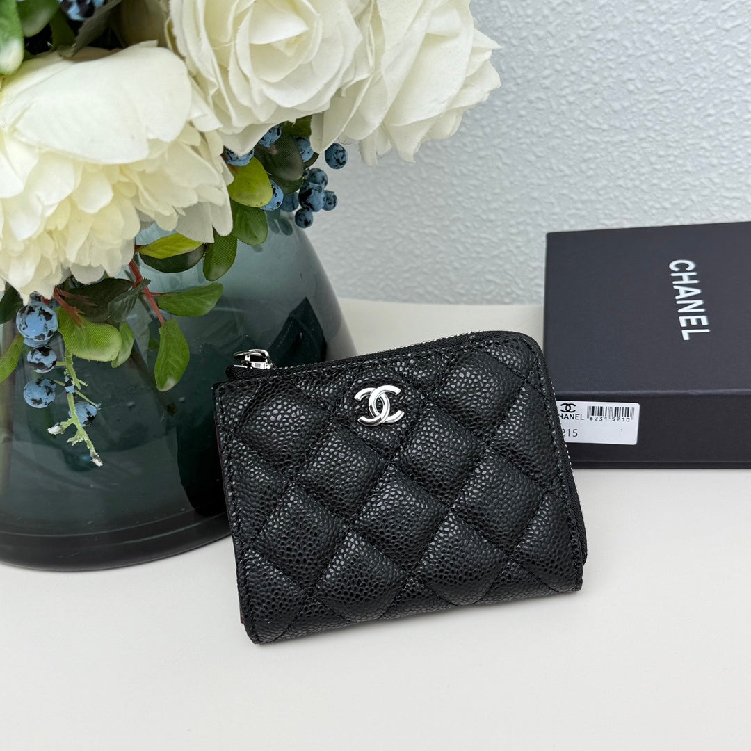 【シャネル】使いやすさ抜群！クラシック ジップ コインパース