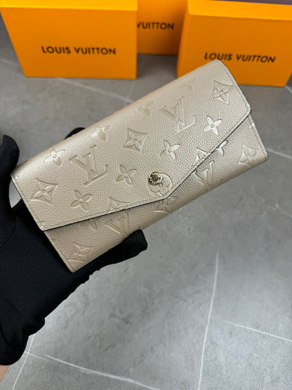【ルイヴィトン】ダイヤモンド柄長財布 内部工夫 4カラー 在庫わずか